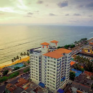 https://global-towers.negombohotels.net